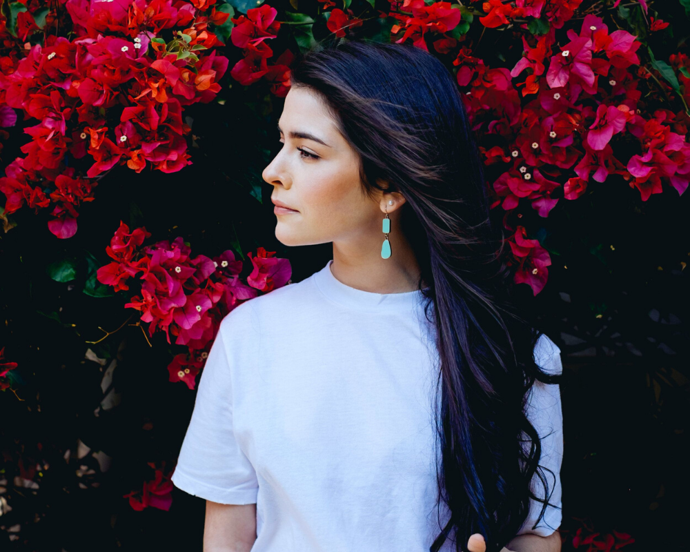 5 Nourishing Essential Oils for Hair Growth - Cliara Essential Oils